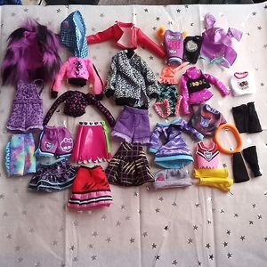 Monster High Clothing Lot